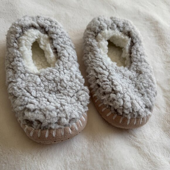 EUC Free People So Soft Sherpa Ballerina Slipper Socks, Gray/Ivory, Size S/M 5-7 - Picture 4 of 14